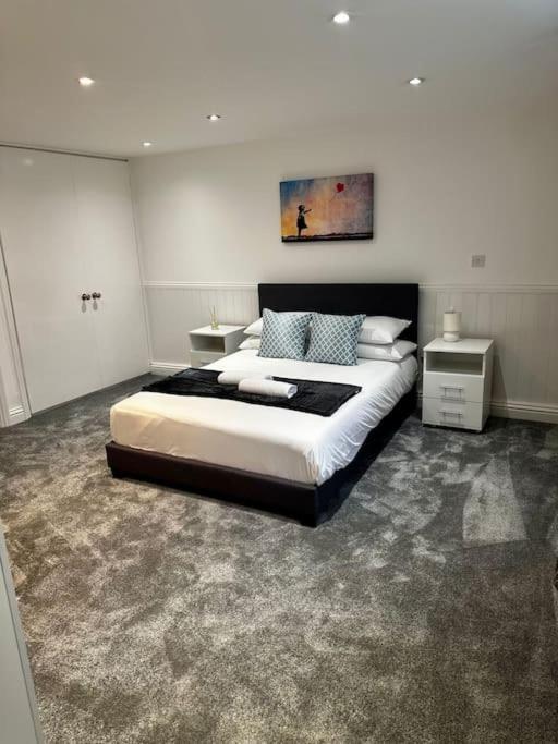 Amazing 2Bed2Bath Edgeware Apartment Londra Exterior foto